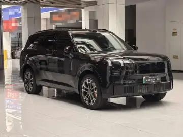 2025 Lynk & Co 900 с пробегом 55 800 км
