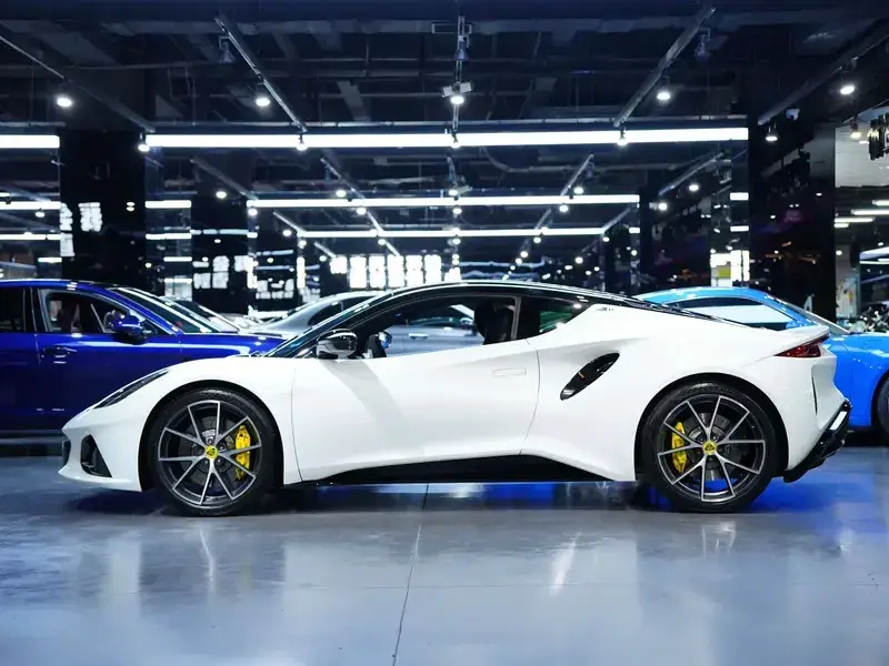 2022 Lotus Emira с пробегом 6 700 км