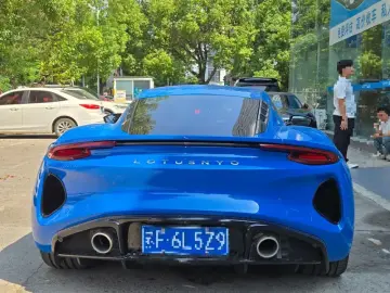 2022 Lotus Emira с пробегом 31 000 км