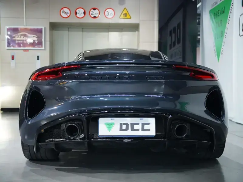 2022 Lotus Emira с пробегом 15 900 км