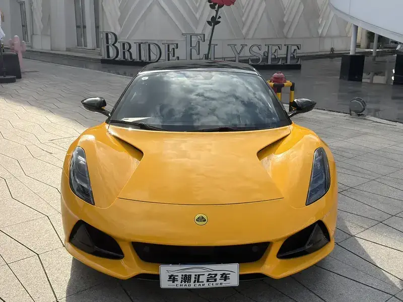 2022 Lotus Emira с пробегом 17 000 км
