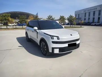 2025 Lynk & Co 900 с пробегом 21 000 км