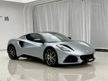 2022 Lotus Emira с пробегом 8 000 км