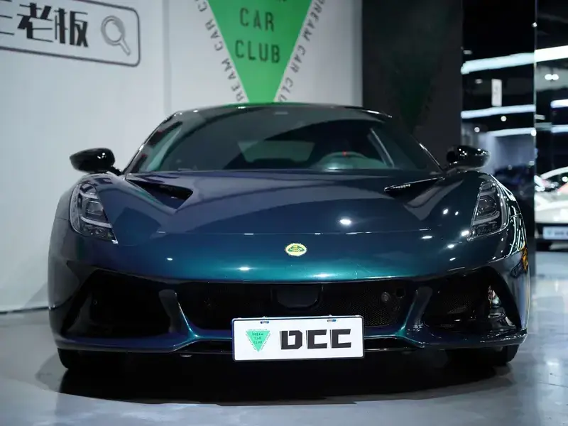 2022 Lotus Emira с пробегом 14 600 км