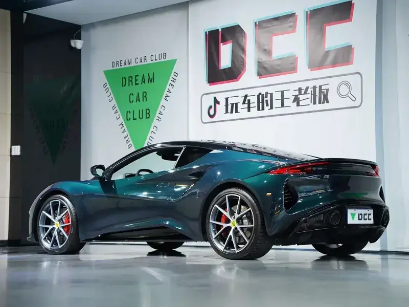 2022 Lotus Emira с пробегом 14 600 км