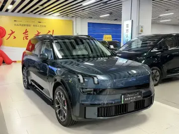 2025 Lynk & Co 900 с пробегом 6 000 км