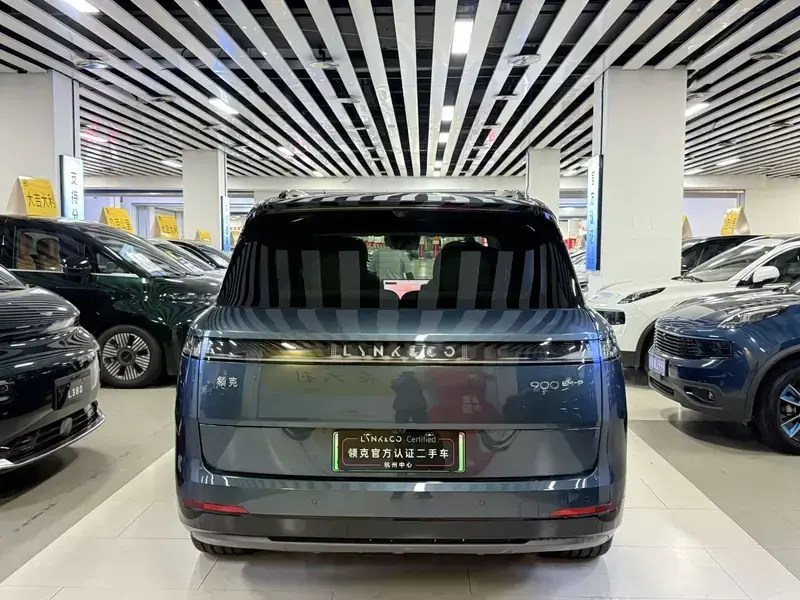 2025 Lynk & Co 900 с пробегом 6 000 км