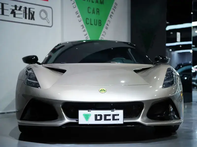 2022 Lotus Emira с пробегом 12 200 км