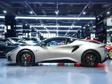 2022 Lotus Emira с пробегом 12 200 км