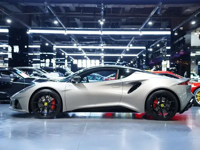 2022 Lotus Emira с пробегом 12 200 км