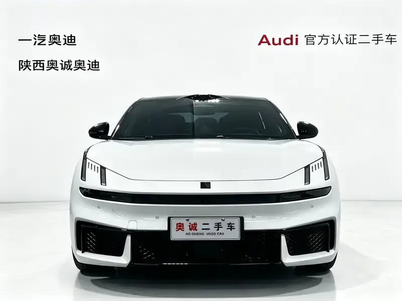 2026 Lynk & Co 10 с пробегом 12 000 км