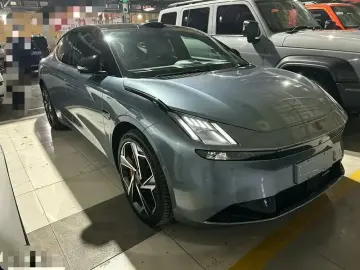 2024 Lynk & Co Z10 с пробегом 27 000 км