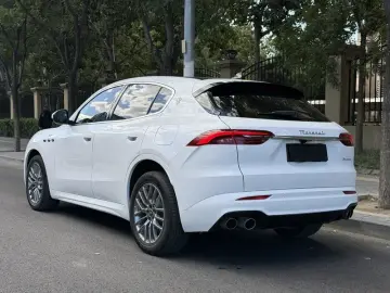 2023 Maserati Grecale с пробегом 43 000 км