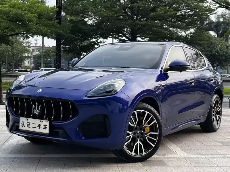 2023 Maserati Grecale с пробегом 100 000 км