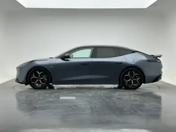 2024 Lynk & Co Z10 с пробегом 27 400 км