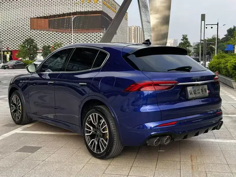 2023 Maserati Grecale с пробегом 100 000 км