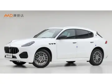 2023 Maserati Grecale с пробегом 17 000 км