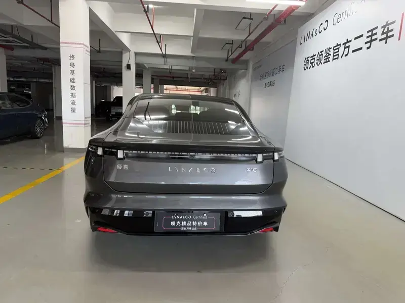 2024 Lynk & Co Z10 с пробегом 12 000 км