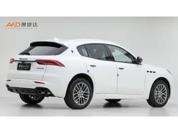 2023 Maserati Grecale с пробегом 17 000 км