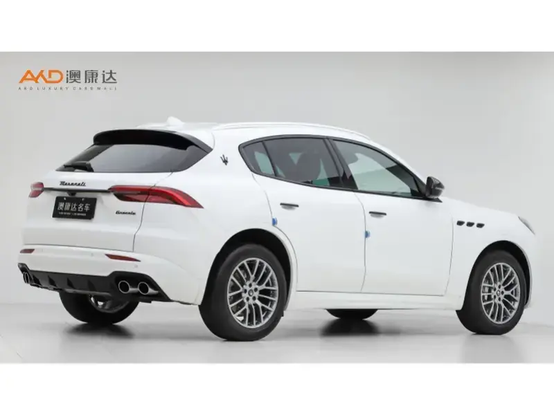 2023 Maserati Grecale с пробегом 17 000 км
