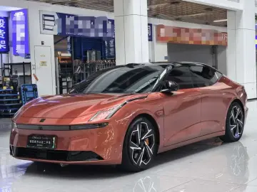 Lynk & Co Z10