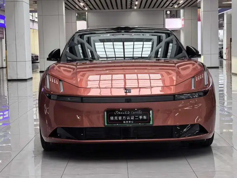 2024 Lynk & Co Z10 с пробегом 31 300 км