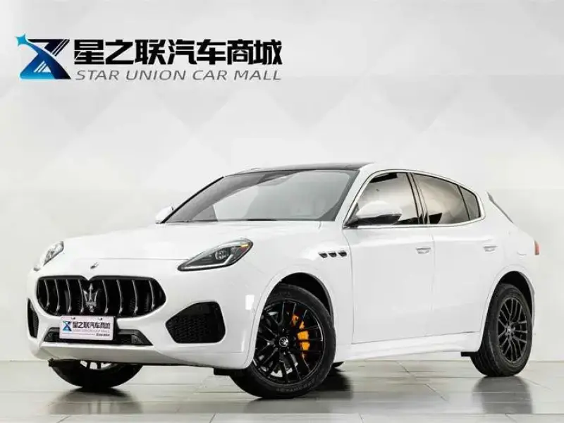 2023 Maserati Grecale с пробегом 17 400 км