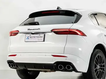 2023 Maserati Grecale с пробегом 17 400 км
