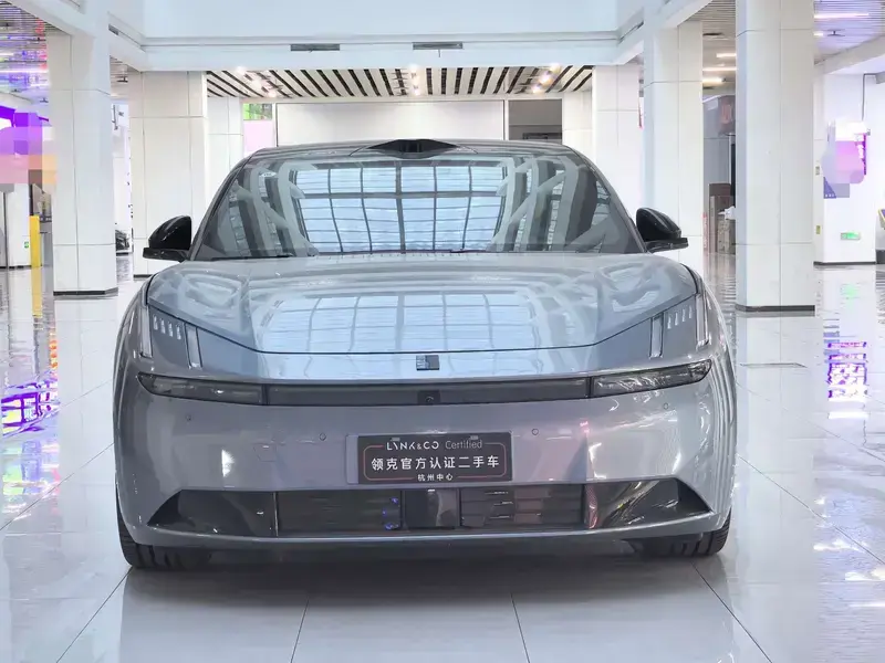 2024 Lynk & Co Z10 с пробегом 13 000 км