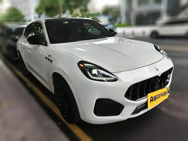 2023 Maserati Grecale с пробегом 31 700 км