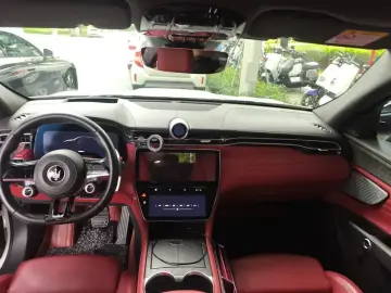 2023 Maserati Grecale с пробегом 31 700 км