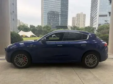 2023 Maserati Grecale с пробегом 19 800 км