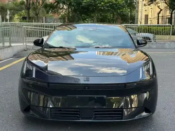 2024 Lynk & Co Z10 с пробегом 30 000 км
