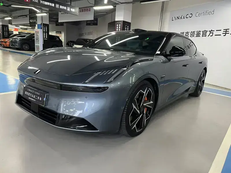2024 Lynk & Co Z10 с пробегом 29 000 км