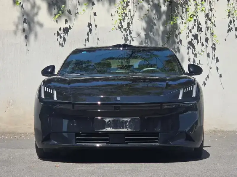 2024 Lynk & Co Z10 с пробегом 63 000 км