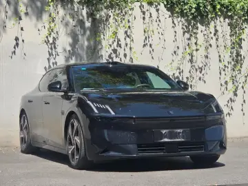2024 Lynk & Co Z10 с пробегом 63 000 км
