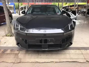 2024 Lynk & Co Z10 с пробегом 12 000 км
