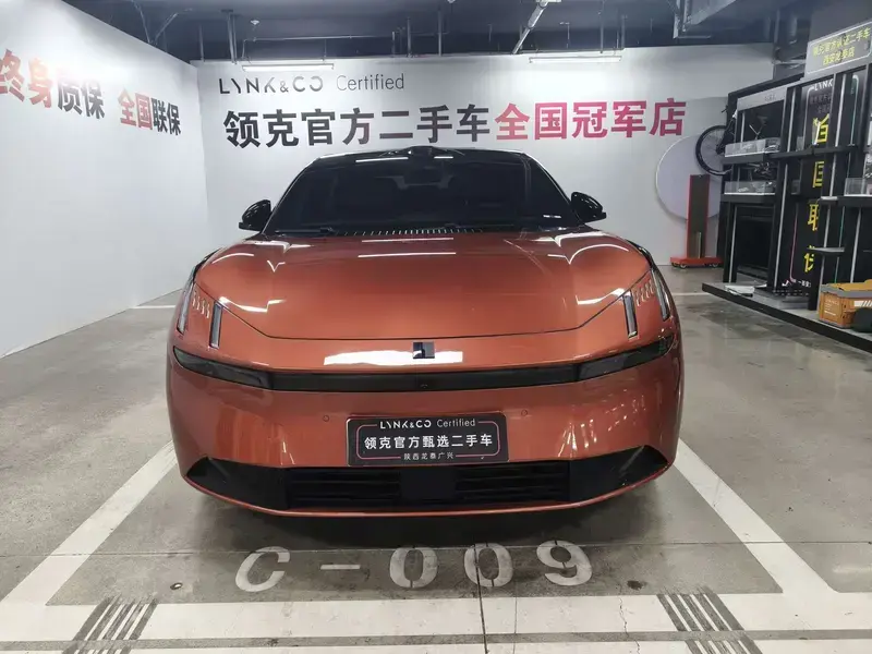 2024 Lynk & Co Z10 с пробегом 27 000 км