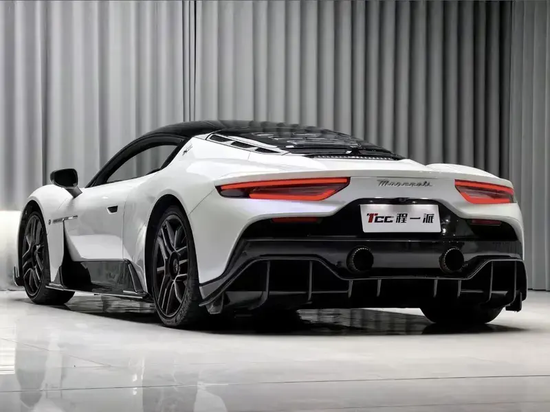 2021 Maserati MC20 с пробегом 37 000 км