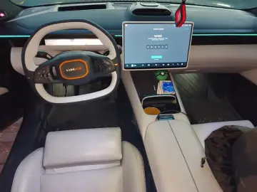 2024 Lynk & Co Z10 с пробегом 40 600 км