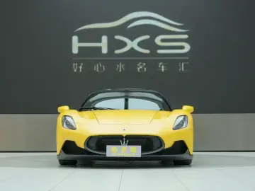 2023 Maserati MC20 с пробегом 3 000 км