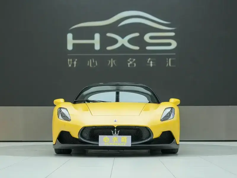 2023 Maserati MC20 с пробегом 3 000 км