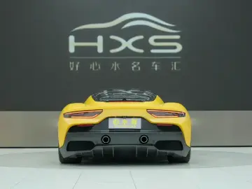 2023 Maserati MC20 с пробегом 3 000 км