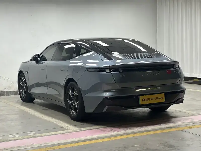 2024 Lynk & Co Z10 с пробегом 52 800 км