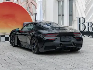 2021 Maserati MC20 с пробегом 13 000 км