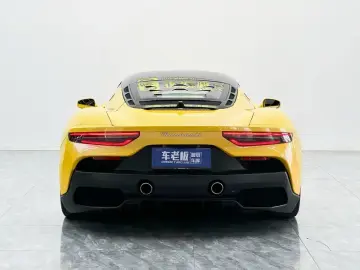 2023 Maserati MC20 с пробегом 16 700 км