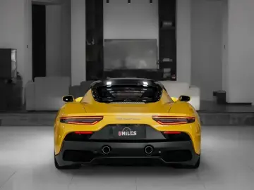 2021 Maserati MC20 с пробегом 12 000 км