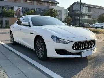 2021 Maserati Ghibli с пробегом 82 000 км
