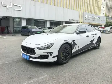 2021 Maserati Ghibli с пробегом 62 000 км