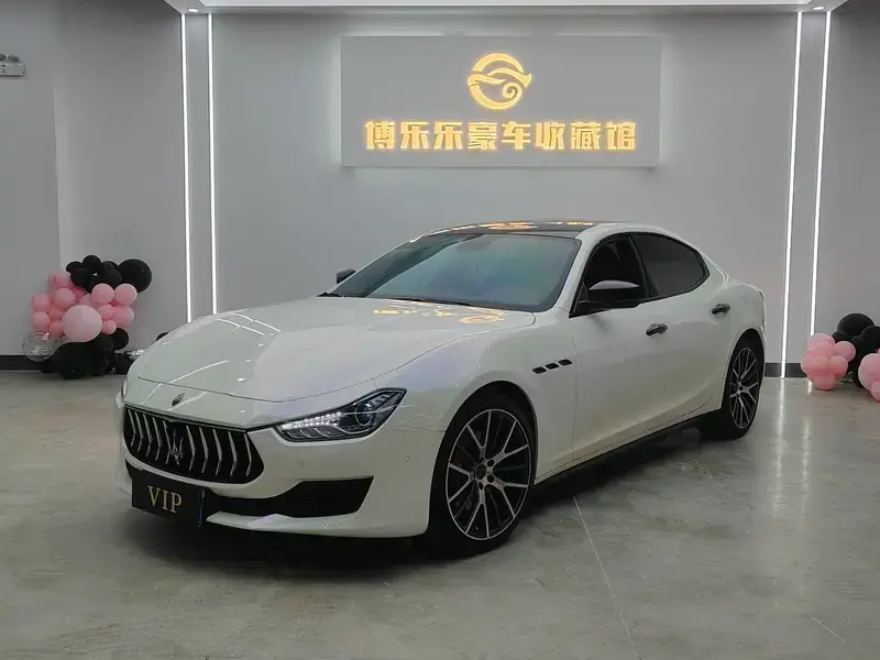 2021 Maserati Ghibli с пробегом 75 000 км